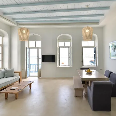White Memories, Seafront Luxury Mykonos Ferienhaus Mykonos Town